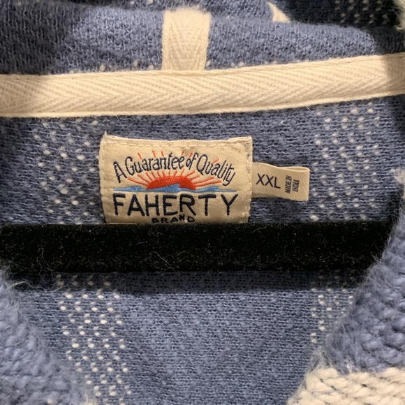 Faherty Poncho - Picture 2 of 2